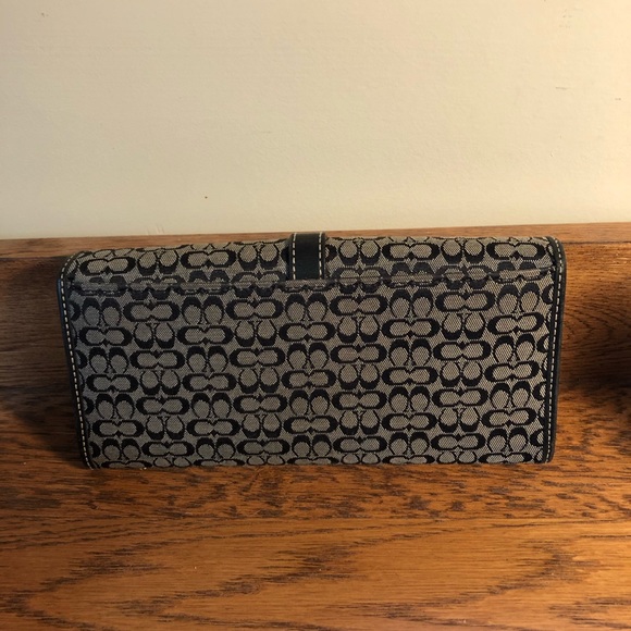 Coach wallet - Picture 4 of 4